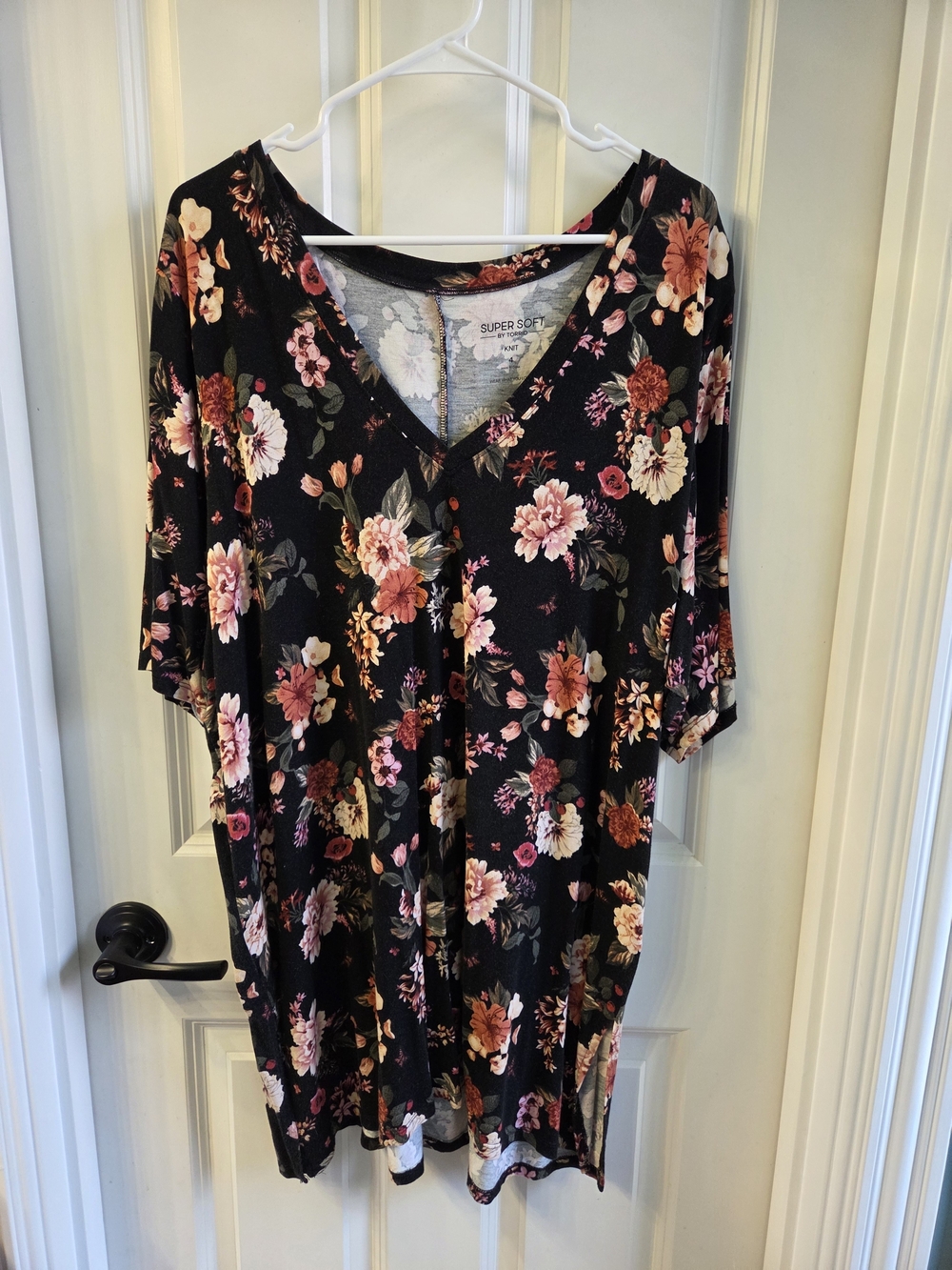 Torrid Super Soft Floral Tunic Top | Size 4 (4X)